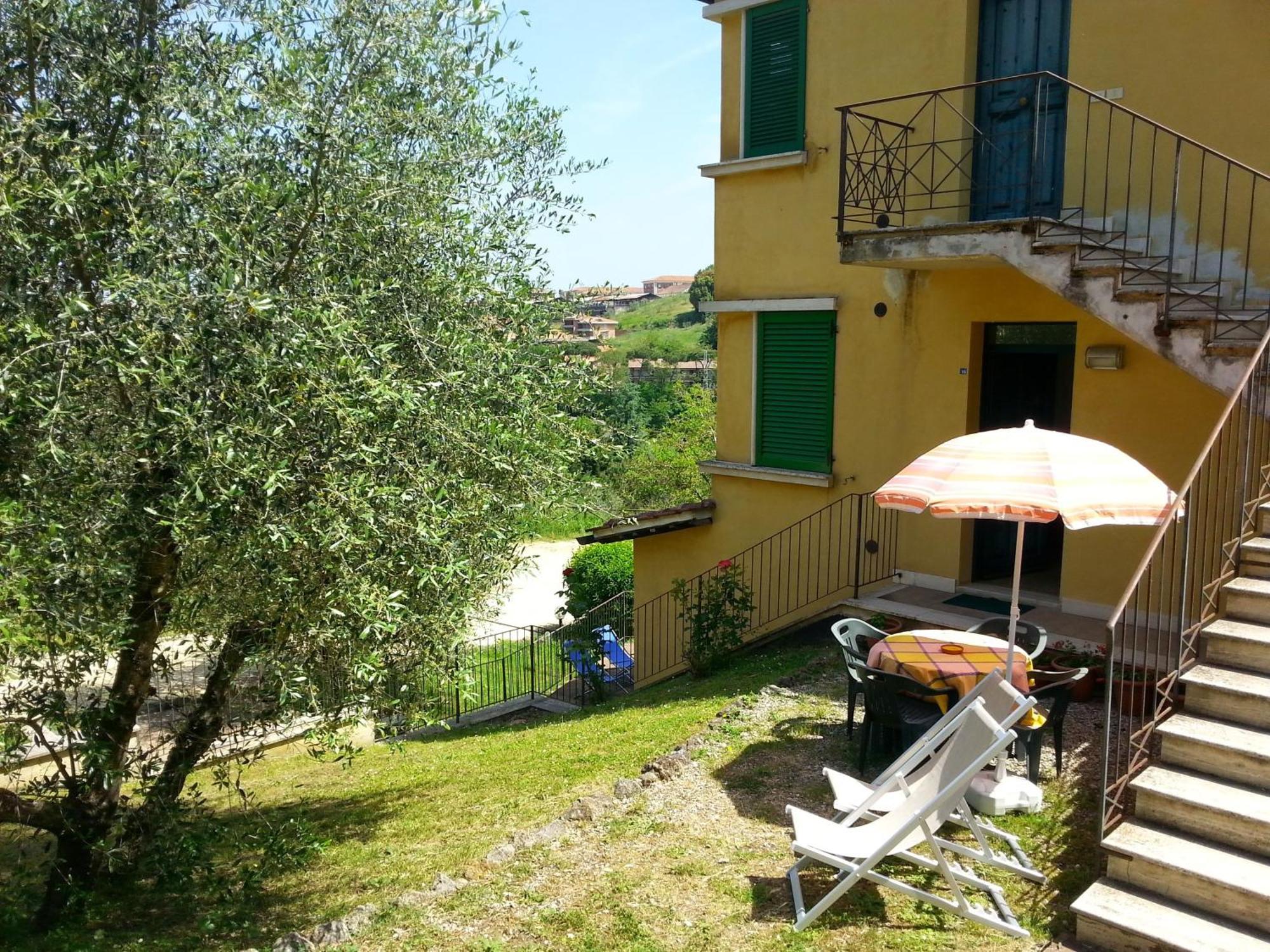 Residence Le Meridiane Siena Rum bild